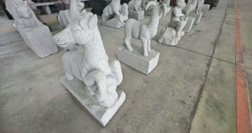 防城港芝麻白雕刻 十二生肖 异形雕刻
