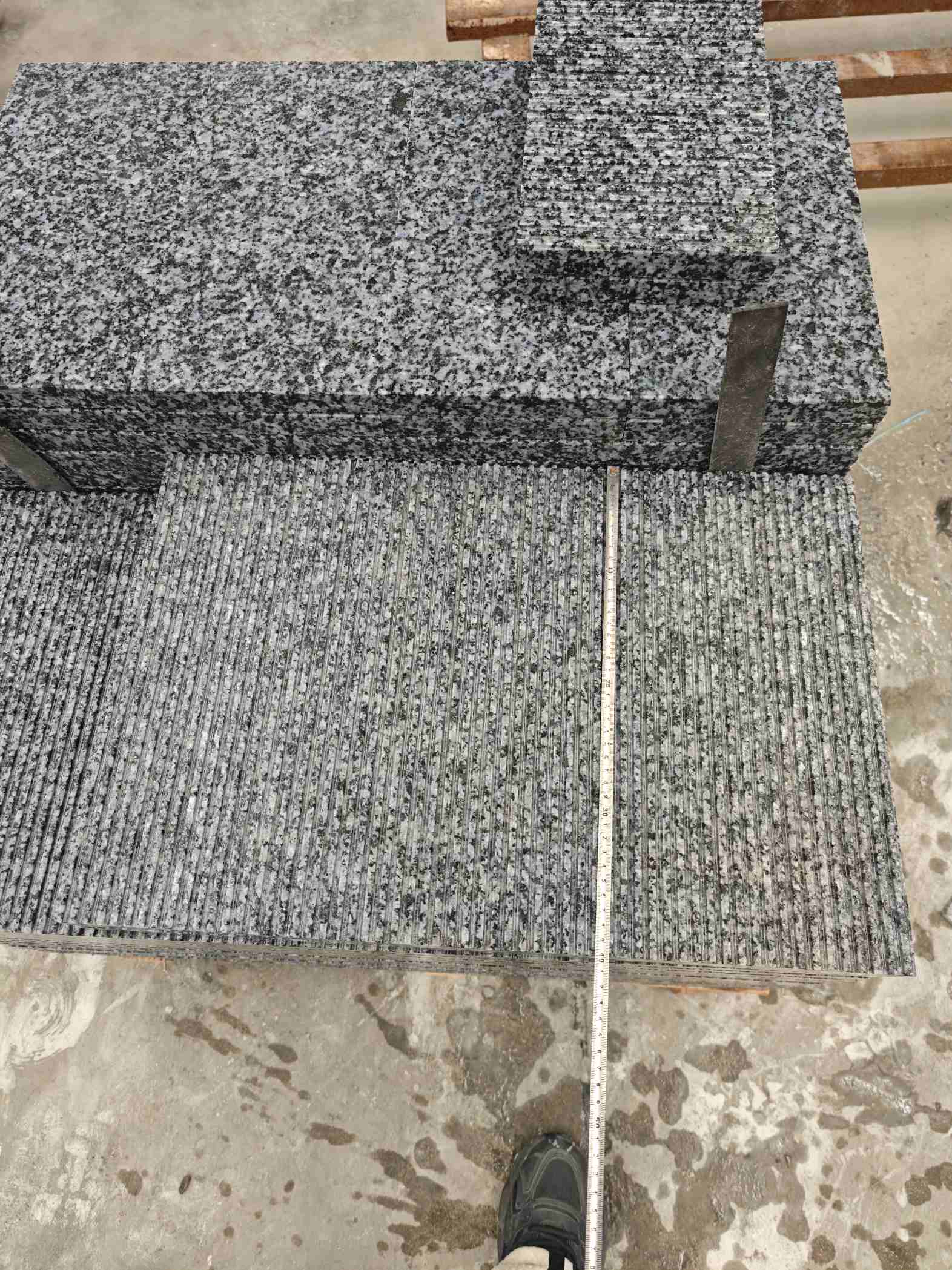 防城港芝麻黑拉丝面