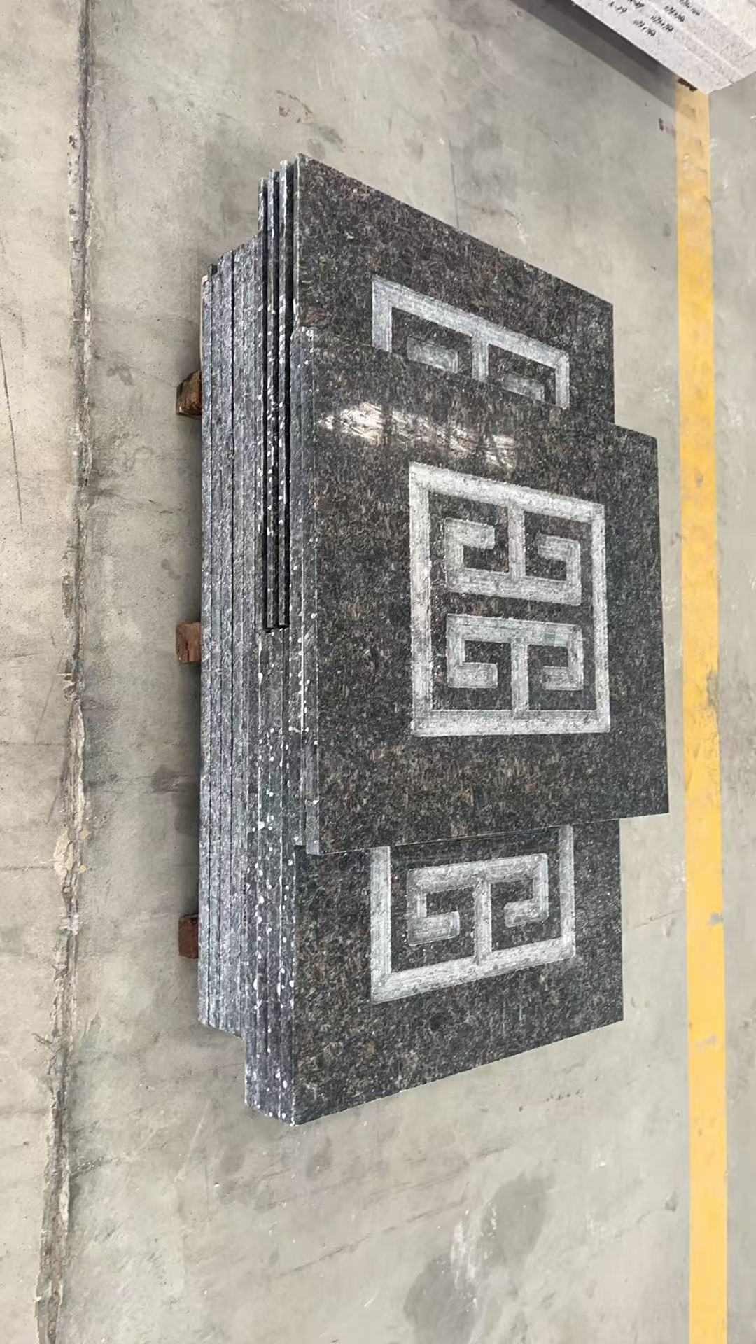 防城港英国棕回纹雕刻版