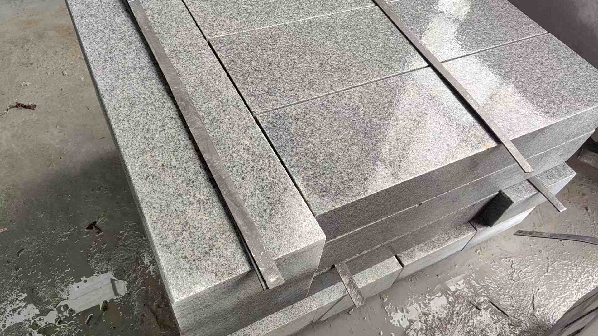 防城港芝麻灰 芝麻白 路牙石 路侧石 马路牙子